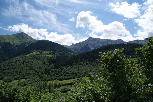 Aran08 003 Accès pel tunel de Viella