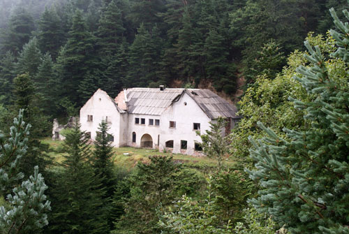 Aran08 104 Casa dels obrers Victòria