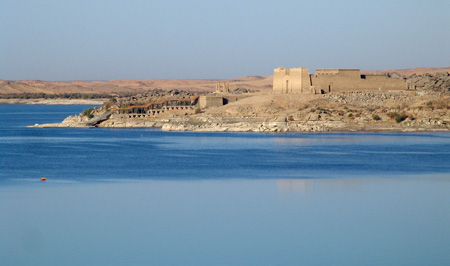 Nil 05 temple de Kertasi des de la presa d'Assuan