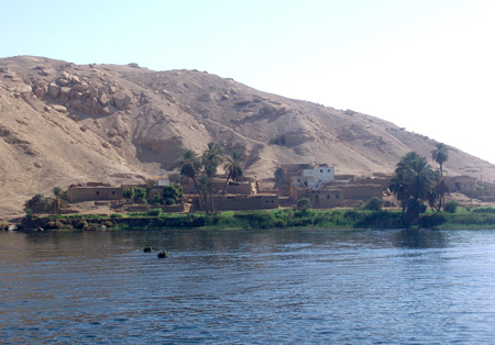 Nil 52 Riba del riu