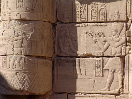 Alt Egipte 16 Filé Pavelló de Nectanebo a l'entorn de la música