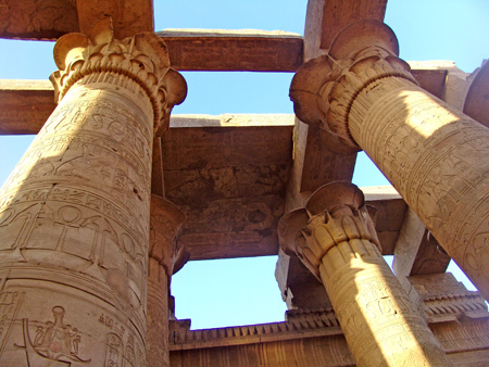 Alt Egipte 37 Kom Ombo sala hipostila