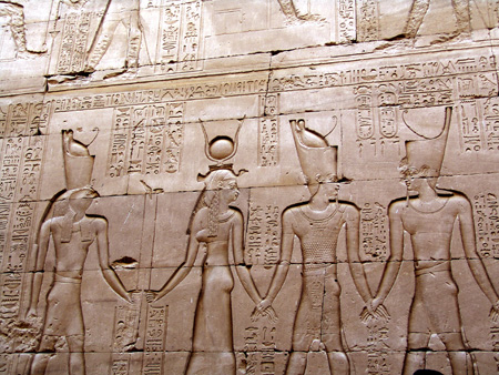 Alt Egipte 82 Egfú Horus Hathor