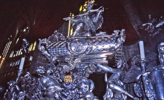 PRAGA 050 Altar de Sant Vito